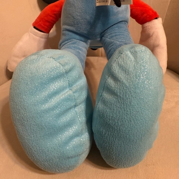 Christmas-style Mickey Mouse plush - Picture 7 of 10